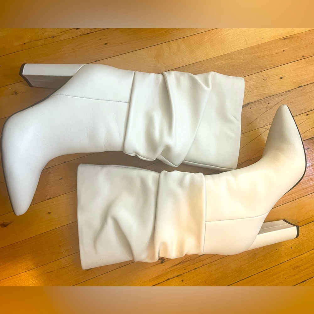 Marc Fisher Limited Ivory Scrunch Boots, Sz 9